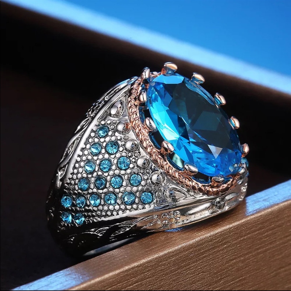 New Women’s 925 silver Vintage Sapphire Ring
